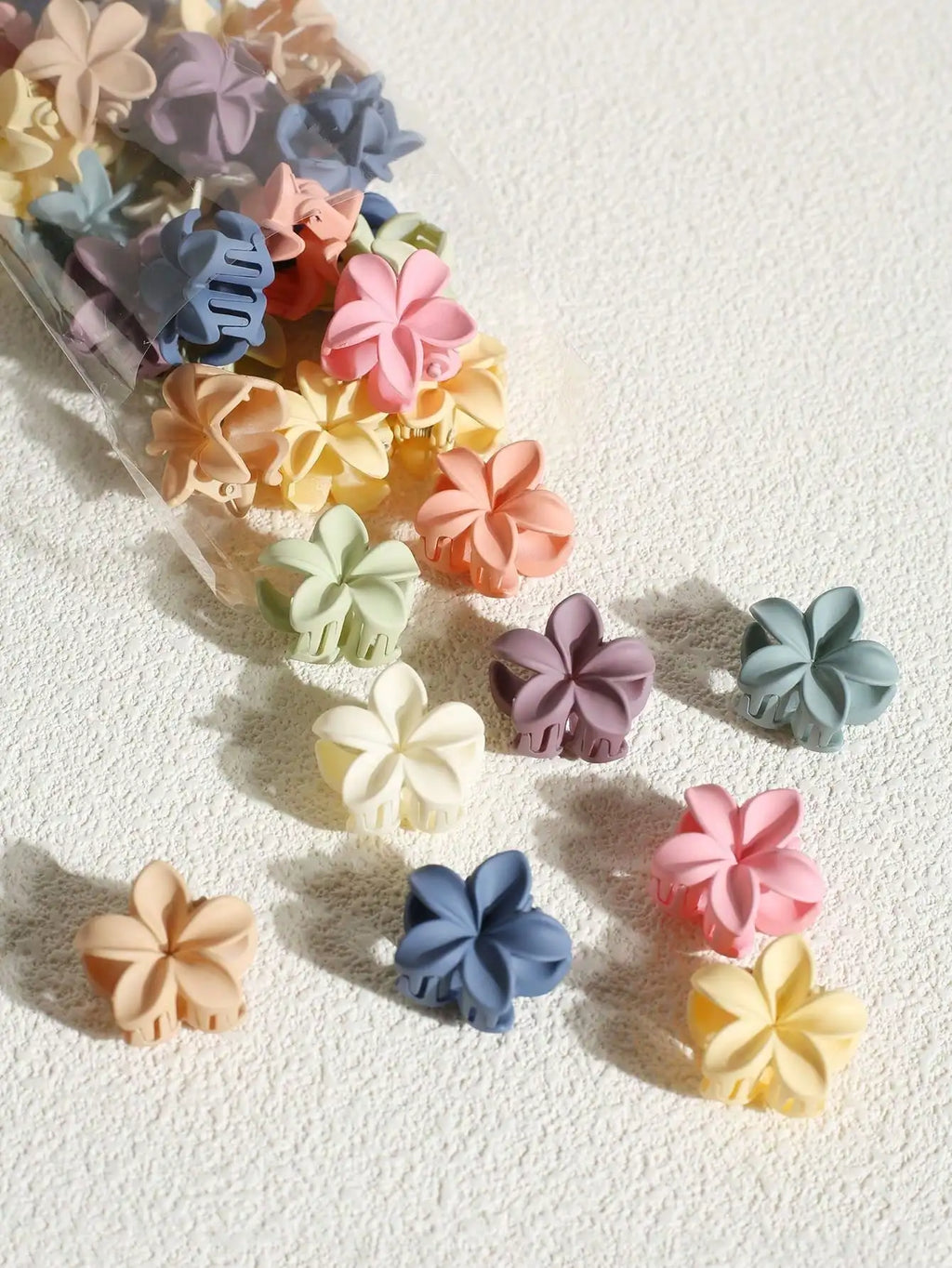 10/20Pcs Small Hair Claw Clips Sweet Color Mixed Flower Frosted Clips Hairpin Barrette for Women Girl Kids Hair Accessories