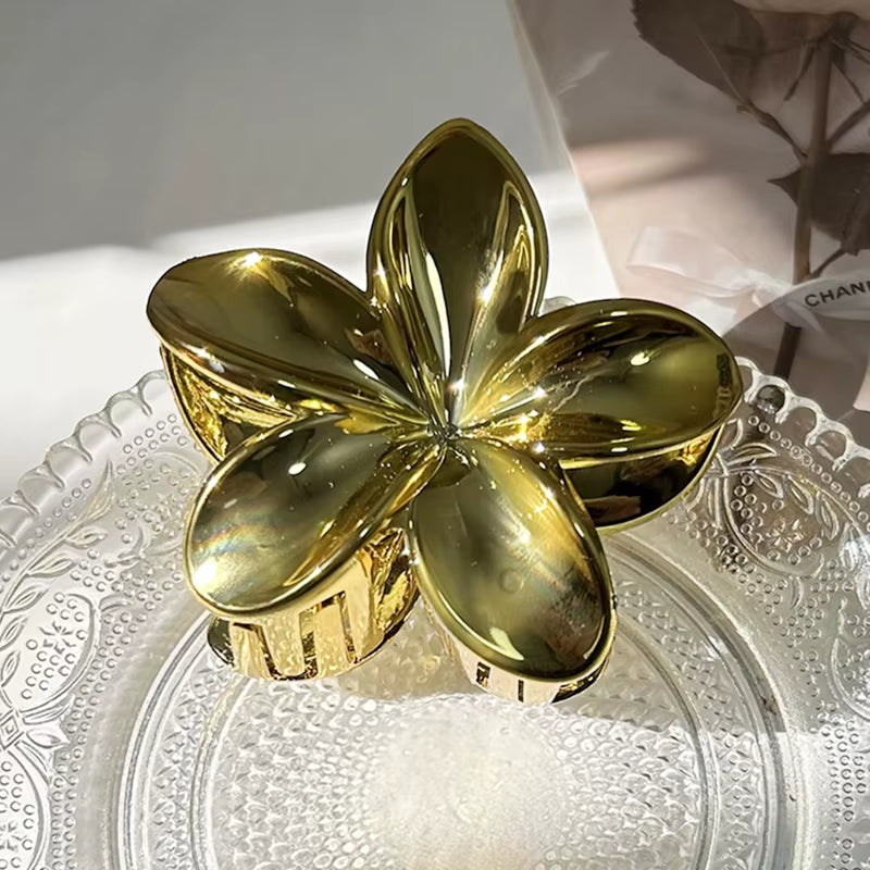Fashion Flower Hair Clips for Women Bohemia Large Hair Claw Clamp Hairpins Barrettes Girls Beach Hair Accessories Headwear Gifts